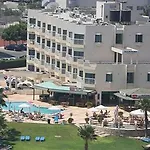 Infinity Blu - Designed For Adults By Louis Hotel 4*