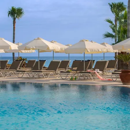 Infinity Blu - Designed For Adults By Louis Hotell 4*