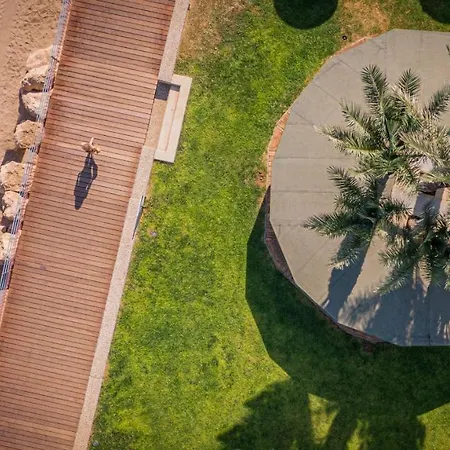 Infinity Blu - Designed For Adults By Louis 4*