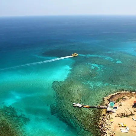 Infinity Blu - Designed For Adults By Louis Hotel