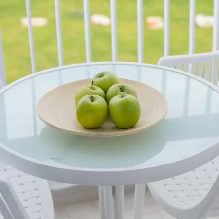 Infinity Blu - Designed For Adults By Louis Hotel 4*