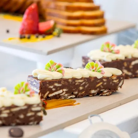 Infinity Blu - Designed For Adults By Louis 4*