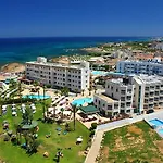 Infinity Blu - Designed For Adults By Louis Hotel