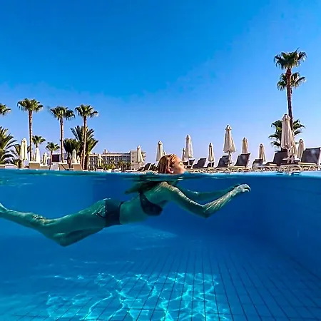 Ξενοδοχείο Infinity Blu - Designed For Adults By Louis Πρωταράς