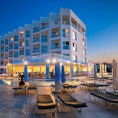 Ξενοδοχείο Infinity Blu - Designed For Adults By Louis Πρωταράς