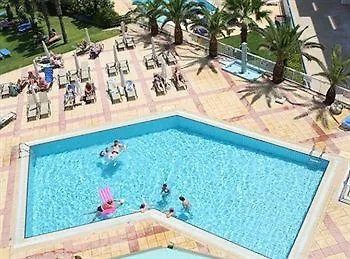Szálloda Infinity Blu - Designed For Adults By Louis Protarász