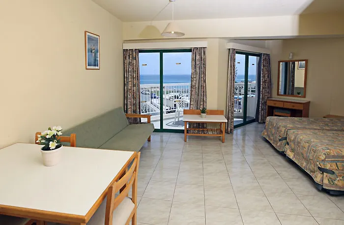 Infinity Blu - Designed For Adults By Louis Отель Протарас