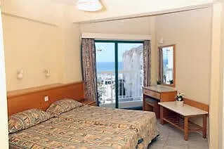 Отель Infinity Blu - Designed For Adults By Louis 4*