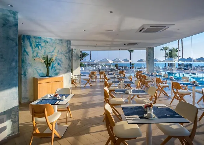 Infinity Blu - Designed For Adults By Louis Протарас